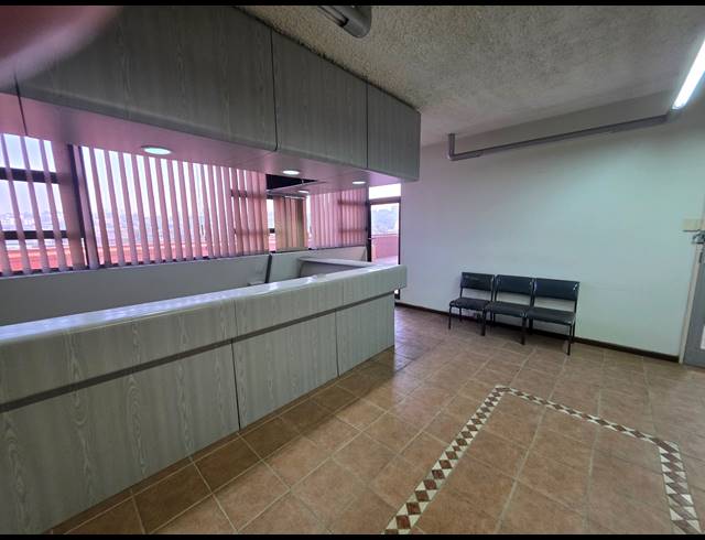 100M² OFFICE TO LET IN DURBAN CENTRAL